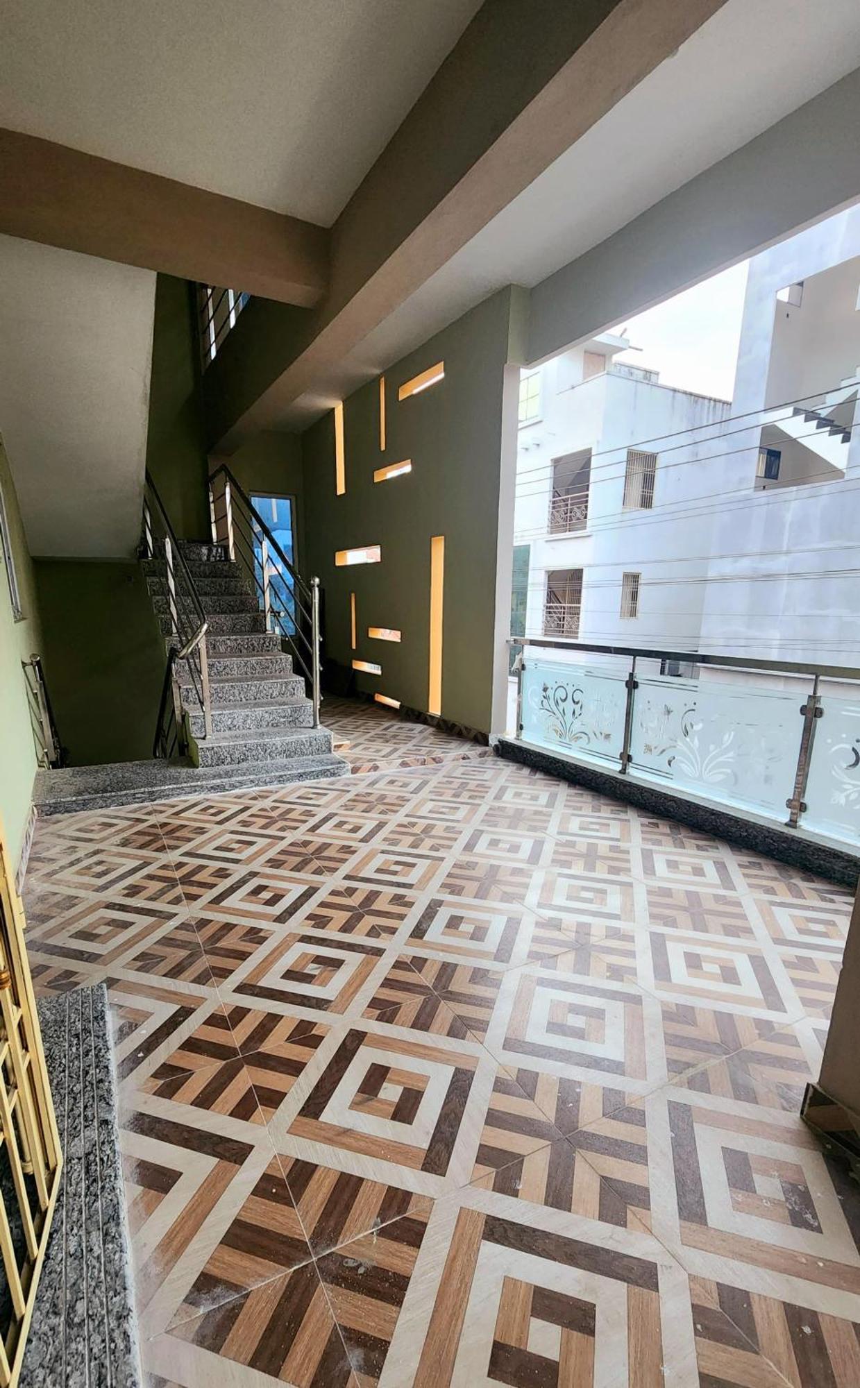 Ruhithahomestay- Ac Rooms-Free Wifi- Android Tv - Near To Alipiri- Door Service تيروباتي المظهر الخارجي الصورة